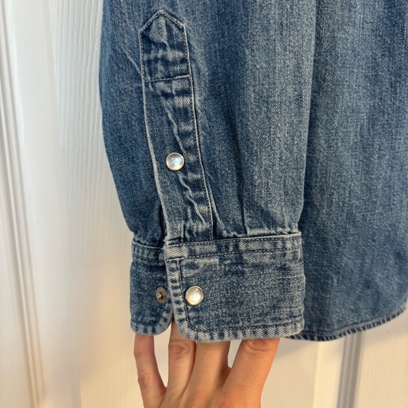 VTG Ralph Lauren Western Blue Denim Shirt with Pearl Buttons & Intricate Details - Picture 9 of 15